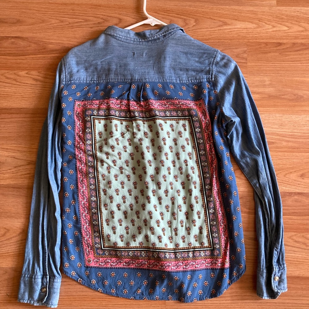 HOLLISTER - Denim Button up with Bandana Print Back